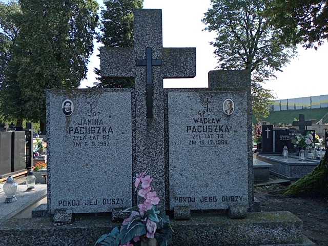 Grób Janina Pacuszka